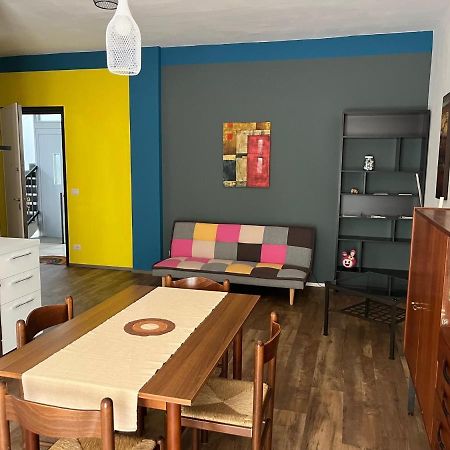Appartamento Mela Ad Alba, Cuore Delle Langhe Exterior foto