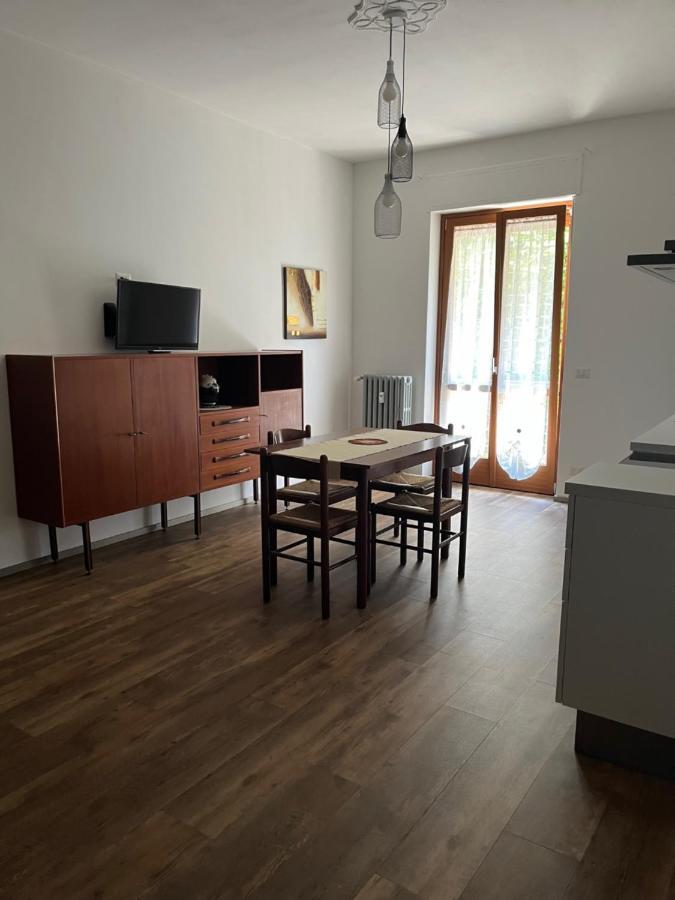 Appartamento Mela Ad Alba, Cuore Delle Langhe Exterior foto